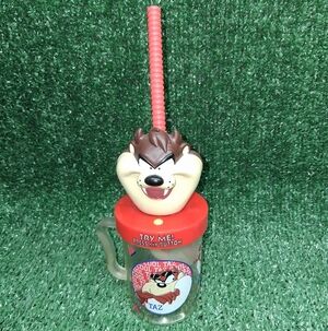 Vintage 1997 Looney Tunes Warner Bros Talking Cups